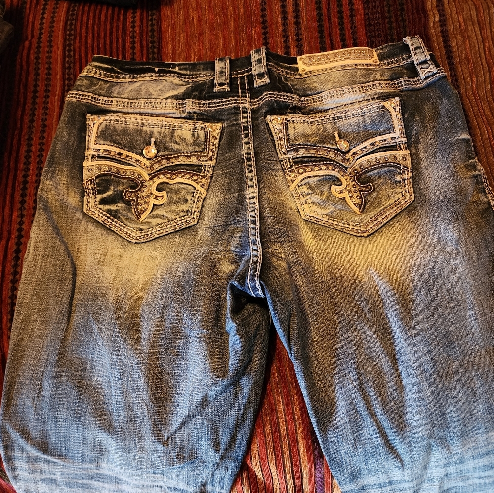 Jeans - Picture 2 of 3